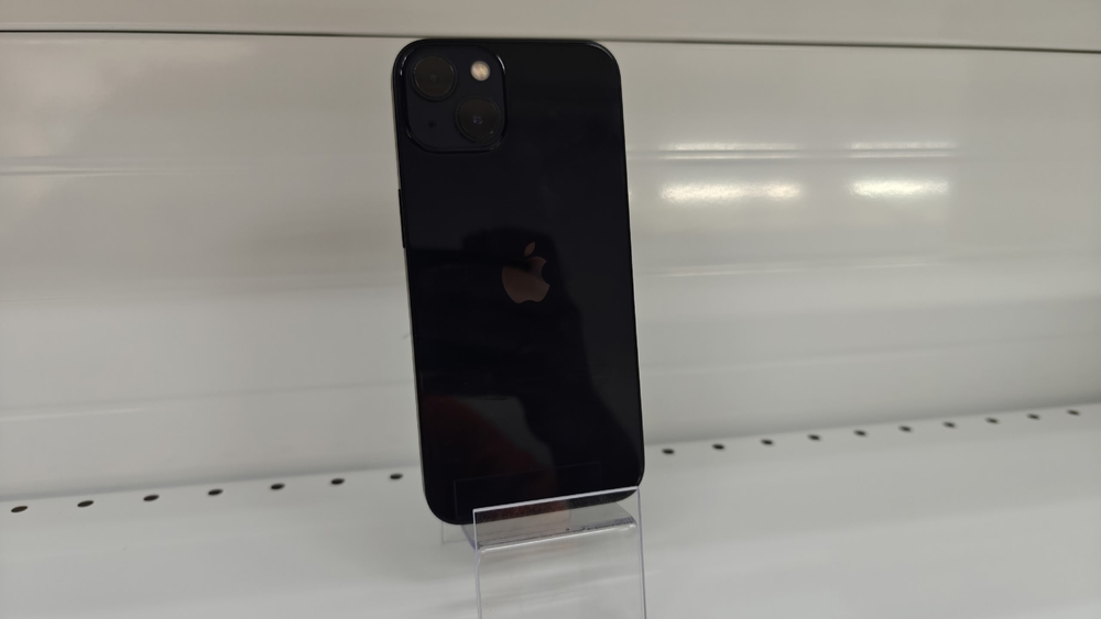 Смартфон Apple iPhone 13 128Gb