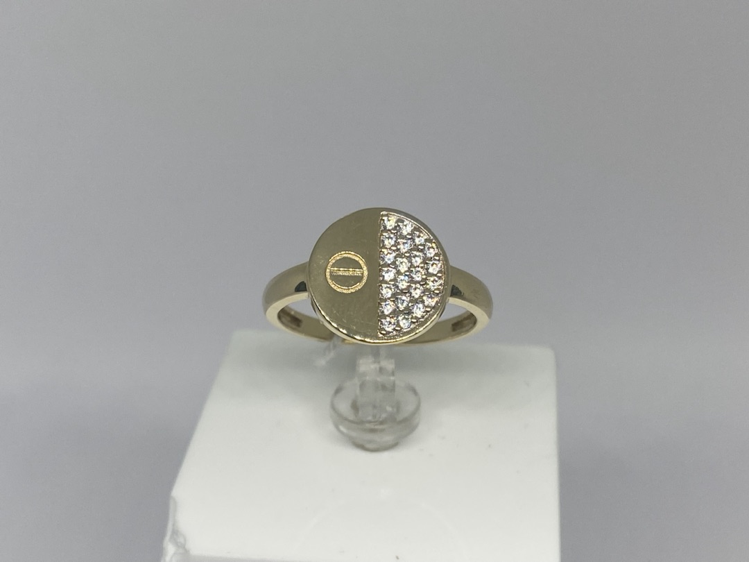 КОЛЬЦО С КАМНЯМИ (Au 585)