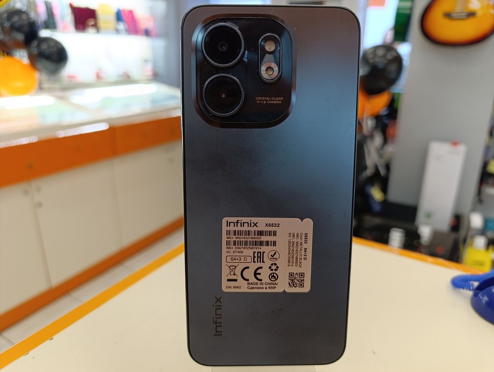 Смартфон Infinix Smart 9 3/64