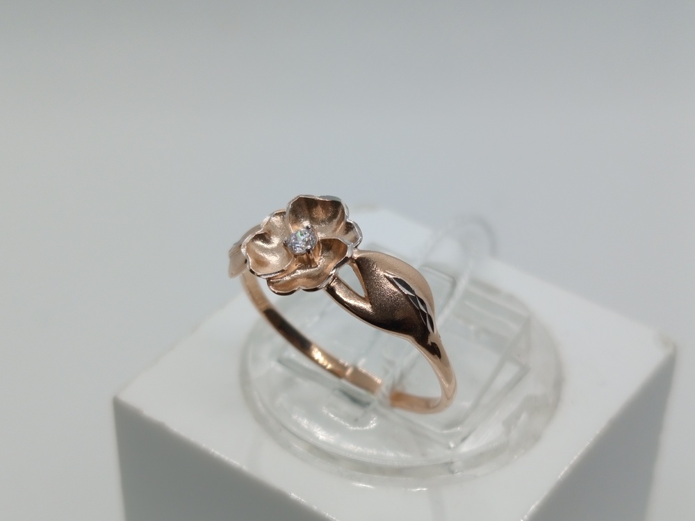 КОЛКМ585 КОЛЬЦО С КАМНЕМ (Au 585)