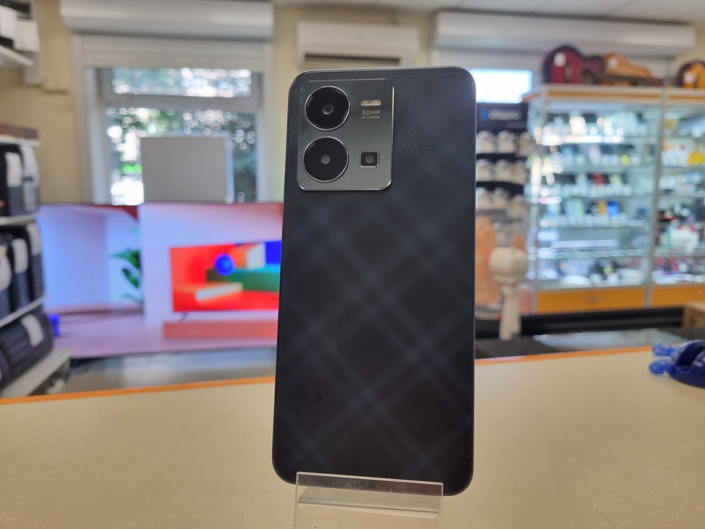 Смартфон Vivo Y35 4/128