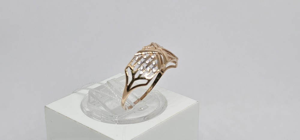 КОЛЬЦО С КАМНЯМИ (Au 585)