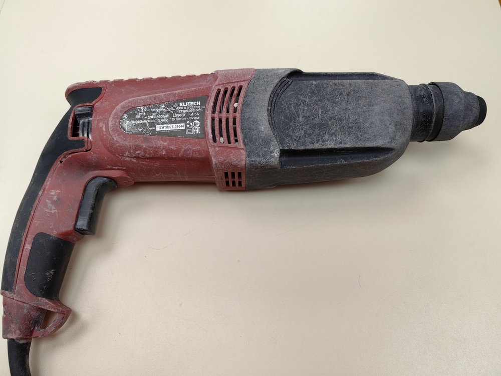 Перфоратор Elitech П3-32РЭМ