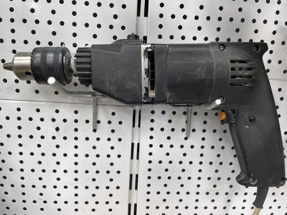Дрель AEG BE750R