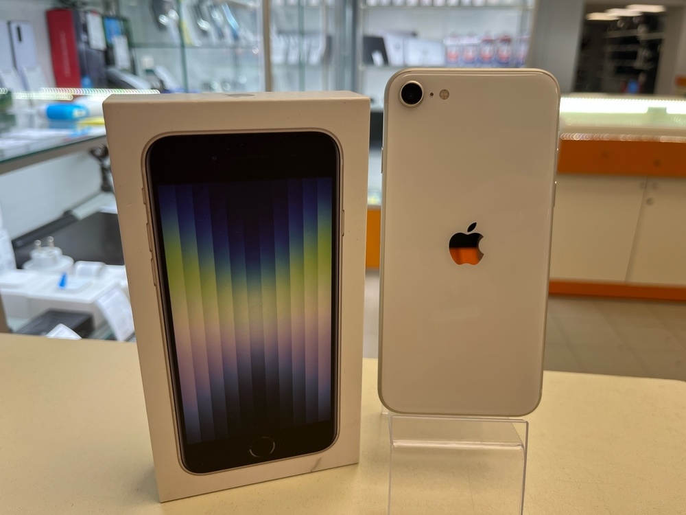 Смартфон Apple Iphone SE 2022 128Gb