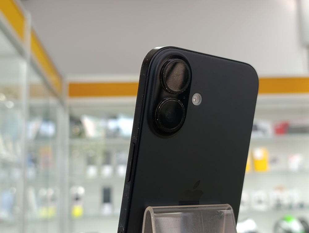 Смартфон Apple Iphone 16 256Gb