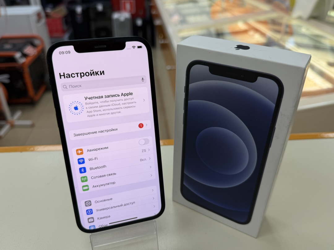 Смартфон Apple iPhone 12 64Gb