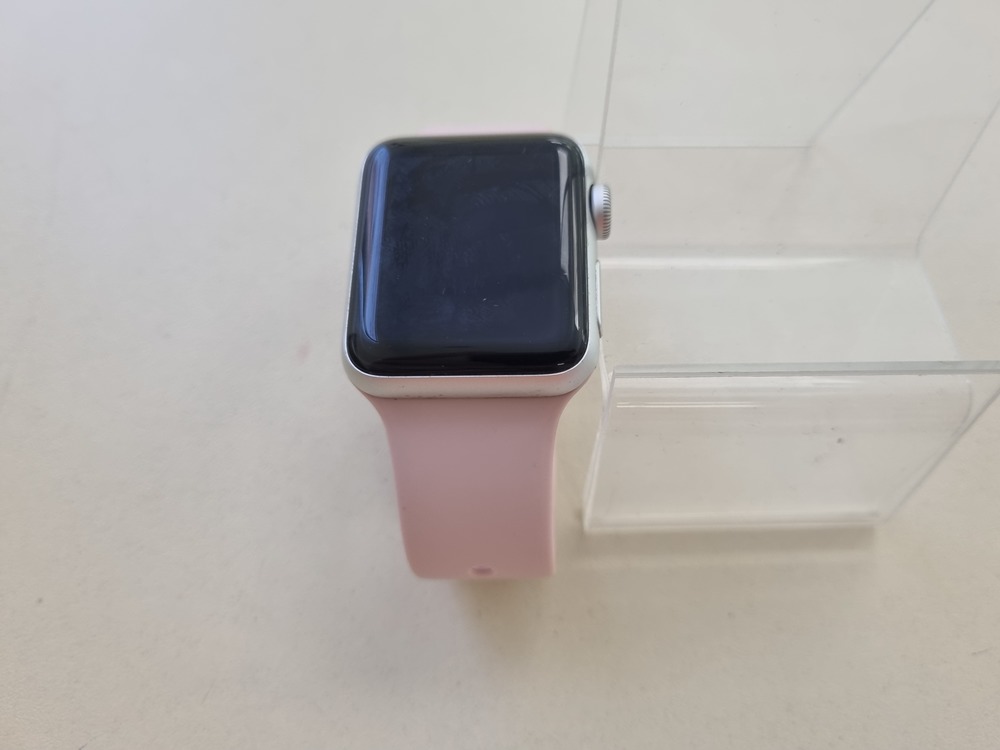 Смарт-часы Apple Watch Series 3 38 мм