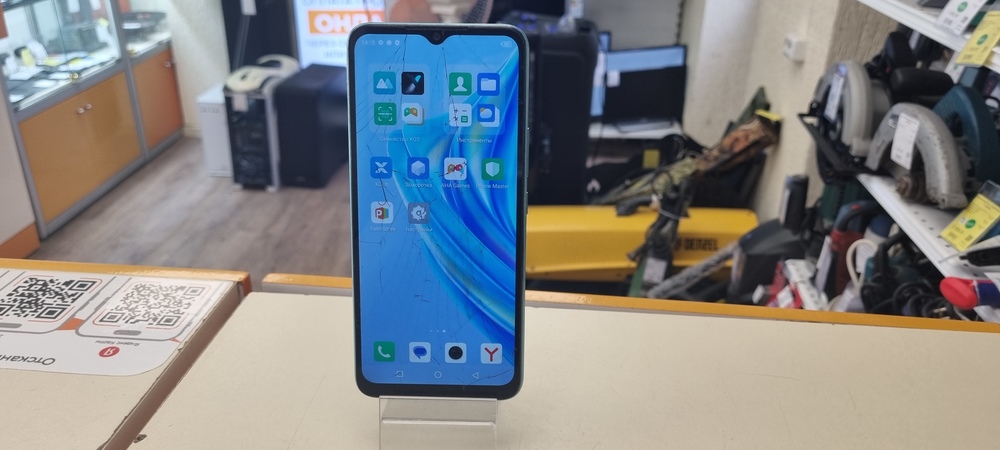 Смартфон Infinix HOT 20i 4/64
