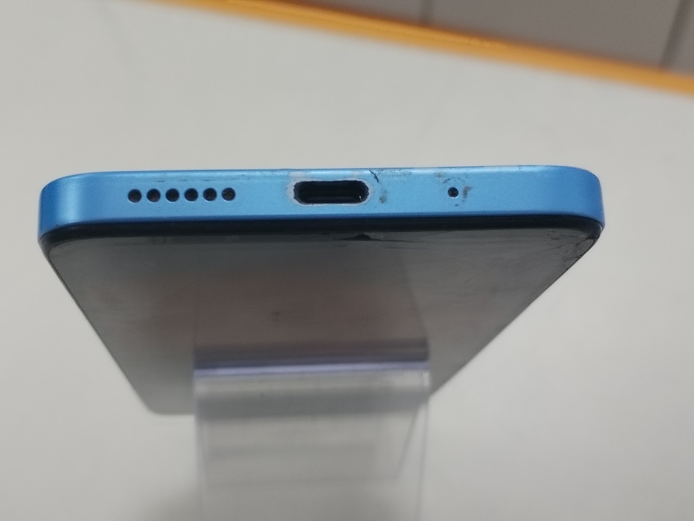 Смартфон Xiaomi Redmi 12 8/256