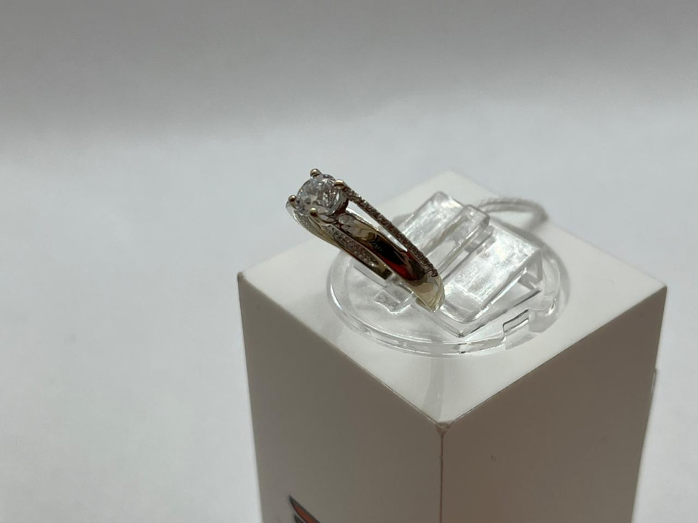 КОЛКМИ585 КОЛЬЦО С КАМНЯМИ (Au 585)