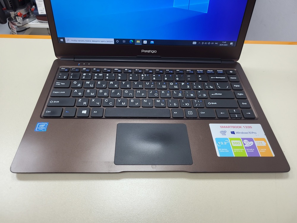 Ноутбук PRESTIGIO SMARTBOOK 133S; Celeron N3350, Intel UHD Graphics, 3 Гб, 120 Гб, Нет
