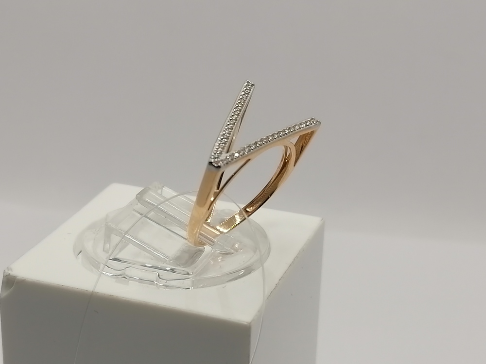 КОЛЬЦО С КАМНЯМИ (Au 585)