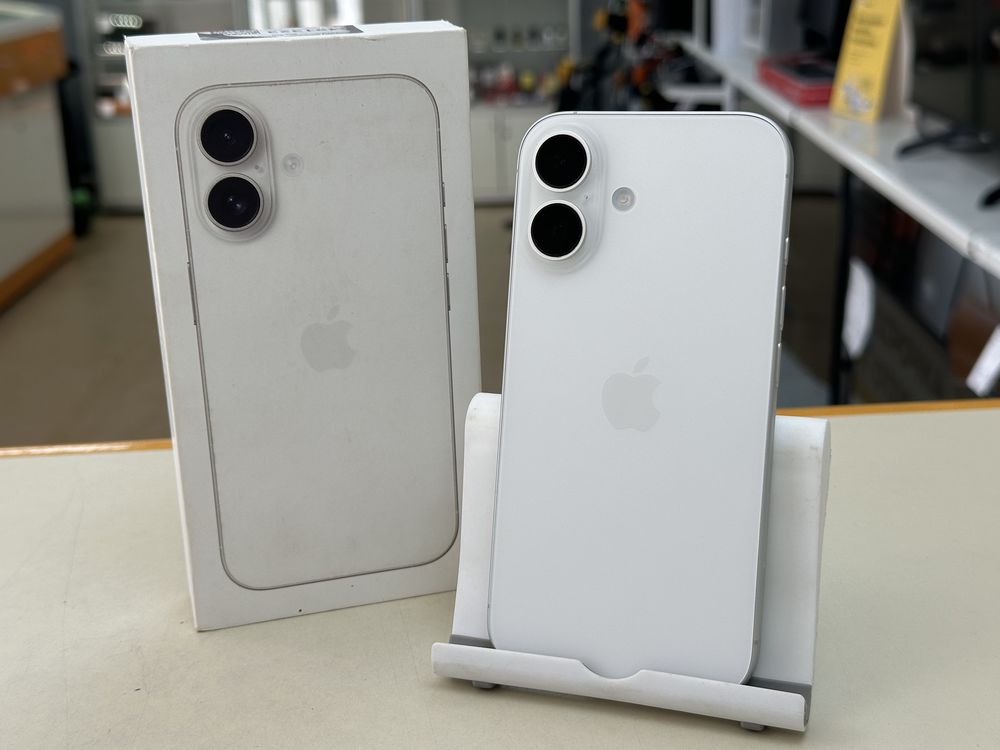 Смартфон Apple Iphone 16 128Gb