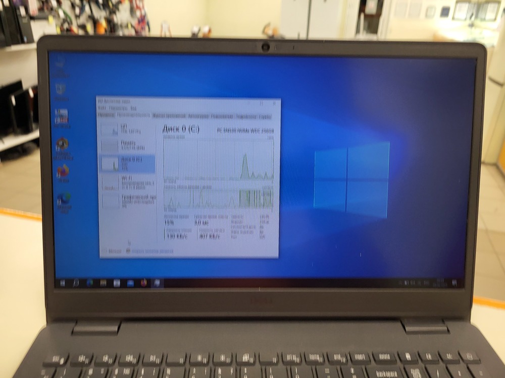 Ноутбук DELL; Core i3-1005G1, Intel UHD Graphics, 4 Гб, 256 Гб, Нет