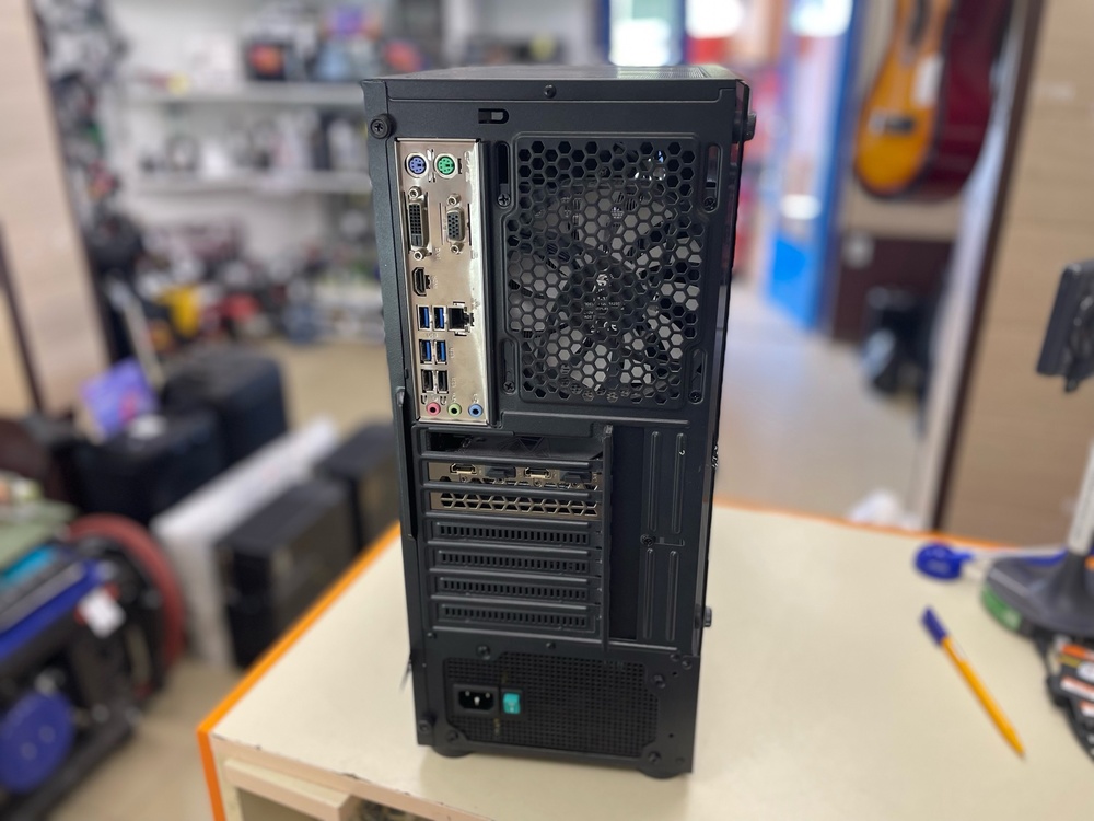 Системный блок Acer; Pentium CPU 000, GeForce RTX 3050, 16 Гб, 480 Гб, Нет