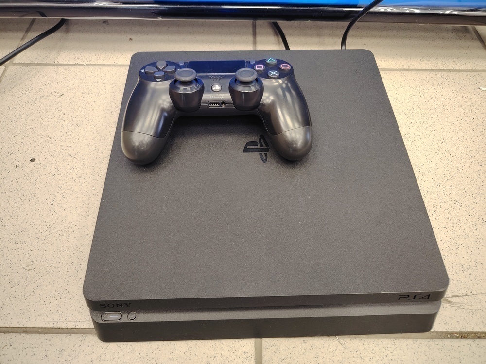 Игровая приставка PlayStation 4 Slim 1Tb Игровая приставка PlayStation 4 Slim 1Tb