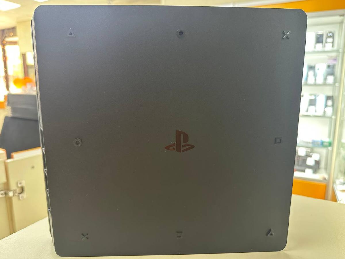 Игровая приставка PlayStation 4 Slim 500GB Игровая приставка PlayStation 4 Slim 500GB