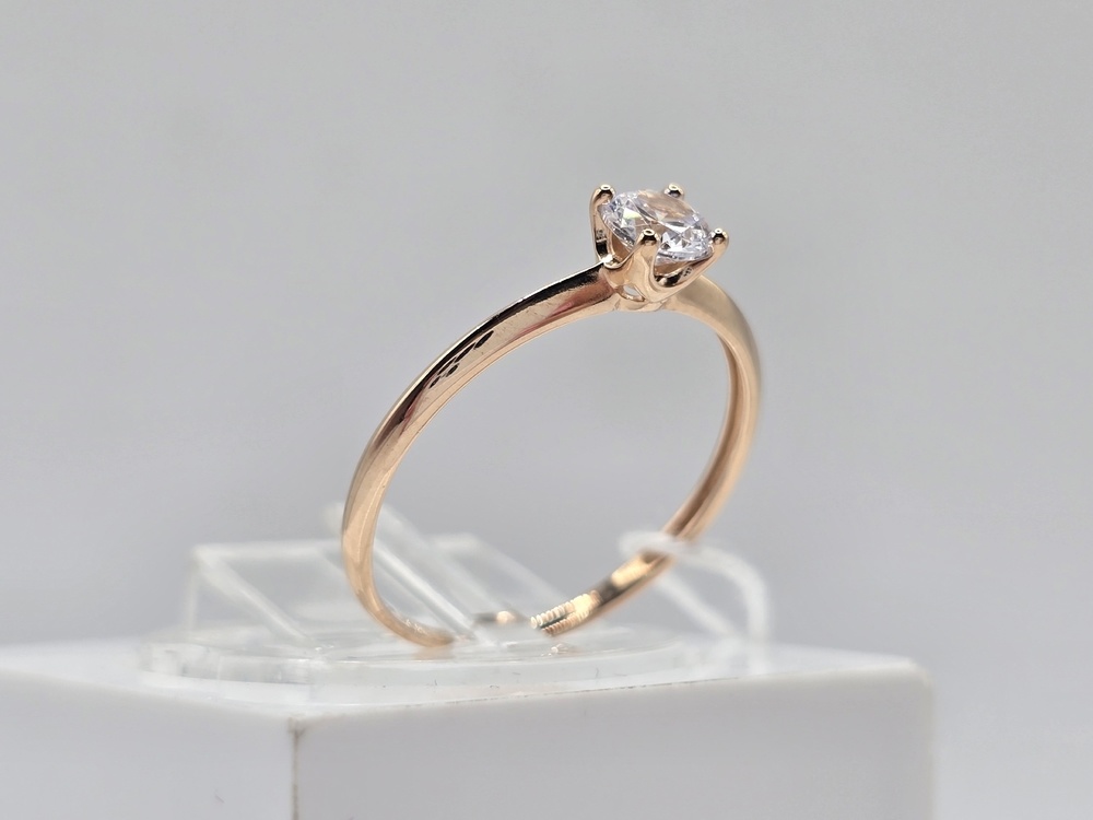 КОЛКМ585 КОЛЬЦО С КАМНЕМ (Au 585)