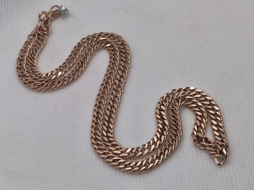 ЦЕПЬ ПУСТОТЕЛАЯ Ромб двойной (Au 585)