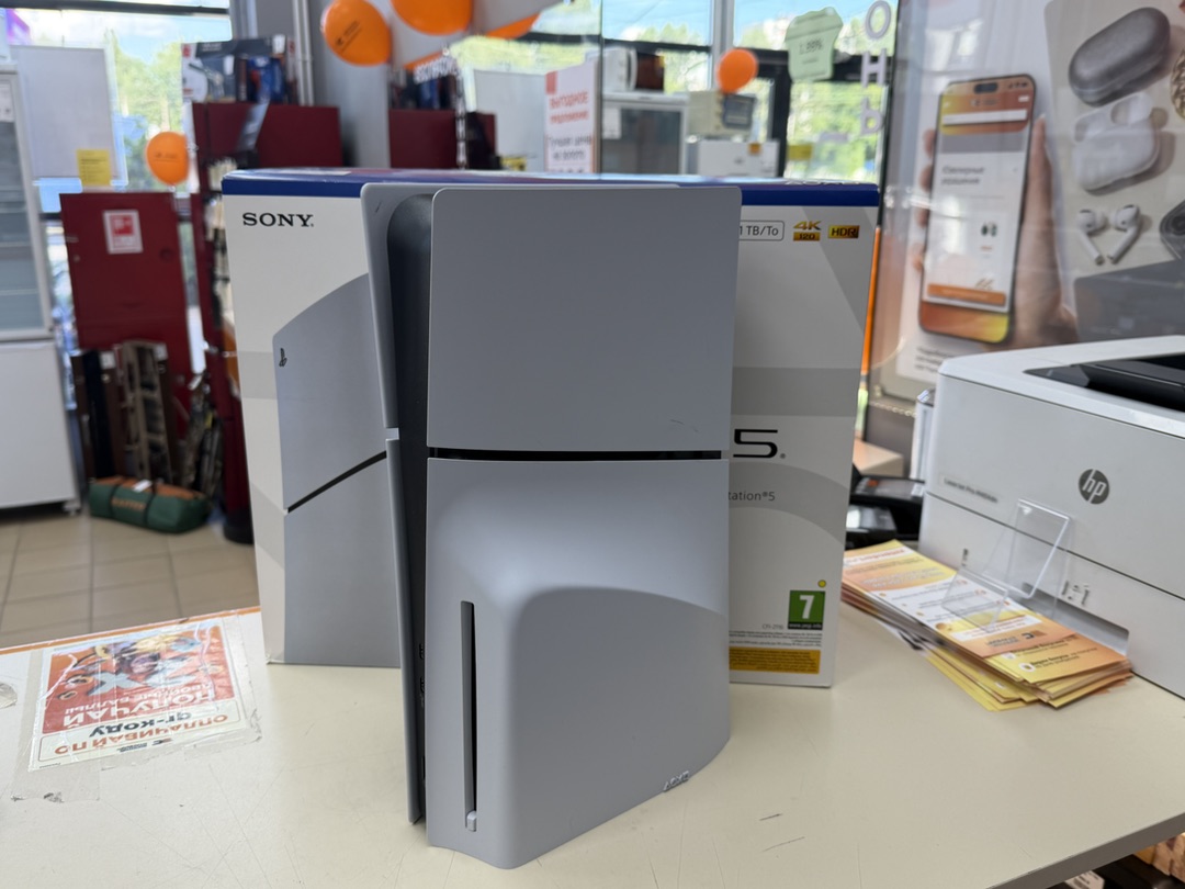 Игровая приставка PlayStation 5 Slim 1TB (С дисководом)
