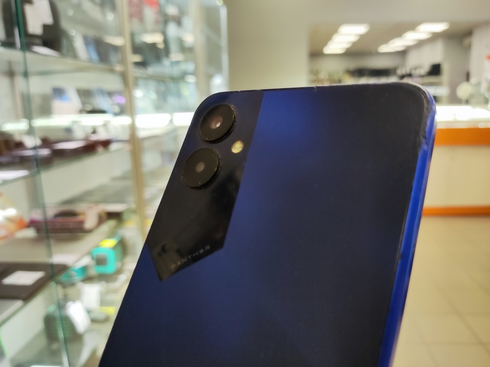 Смартфон Tecno Pova 4 8/128Gb