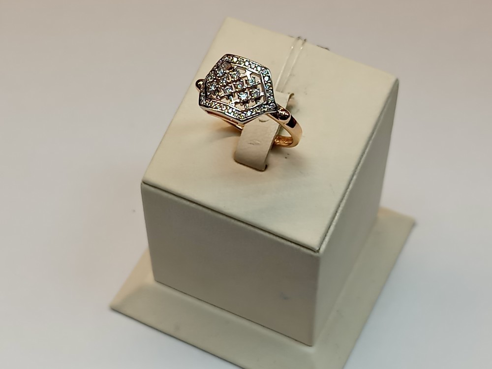 КОЛЬЦО С КАМНЯМИ (Au 585)