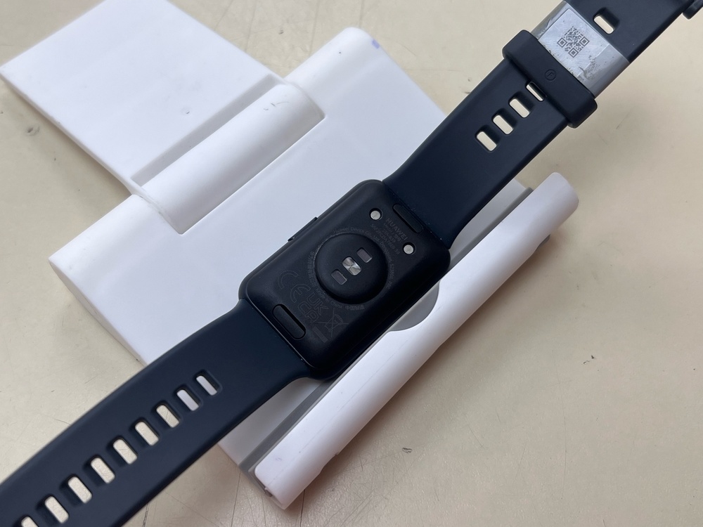 Смарт-часы Huawei Watch FIT