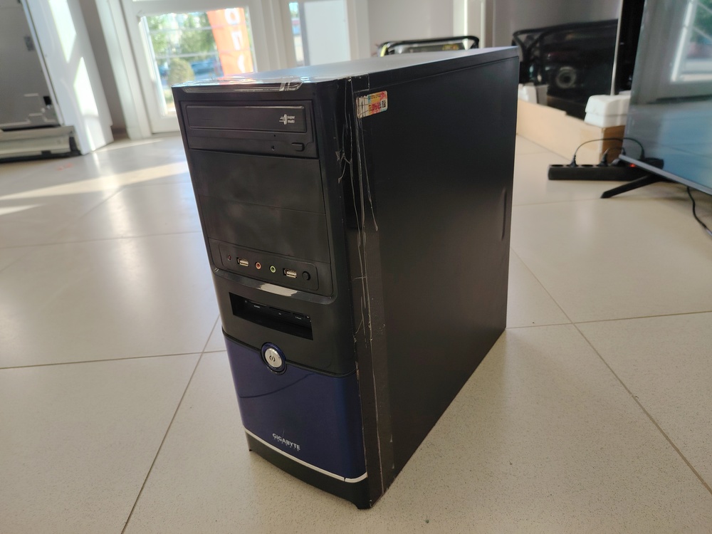 Системный блок GIGABYTE; Core i5-4670, GeForce GT 730, 4 Гб, 120 Гб, Нет