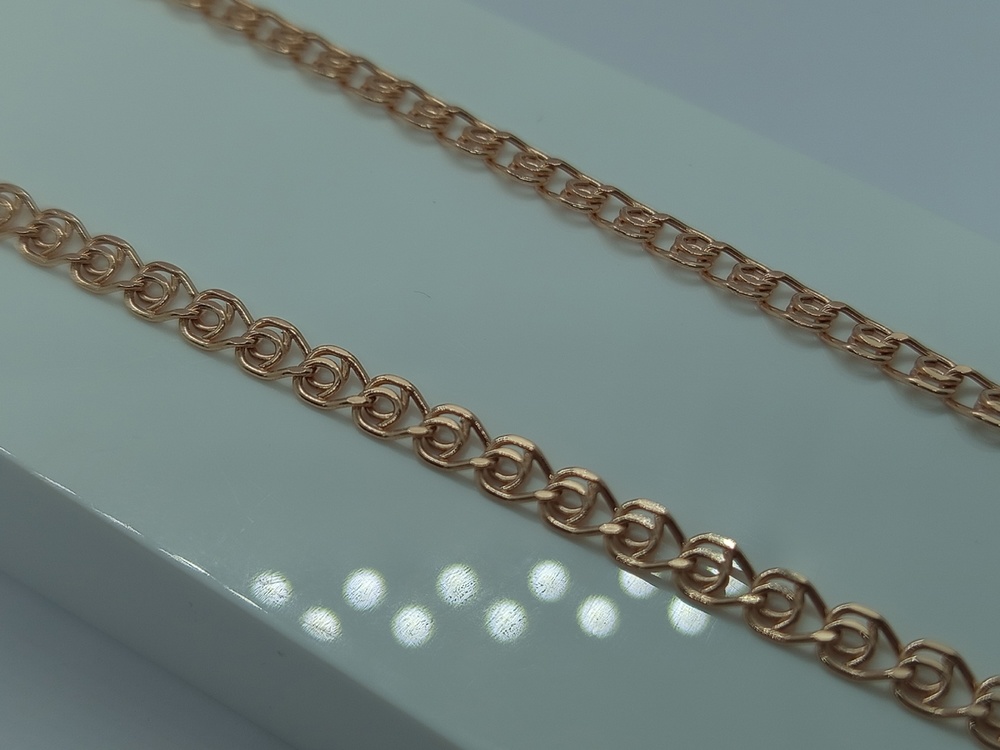 ЦЕПЬ ПУСТОТЕЛАЯ Лав (Au 585)