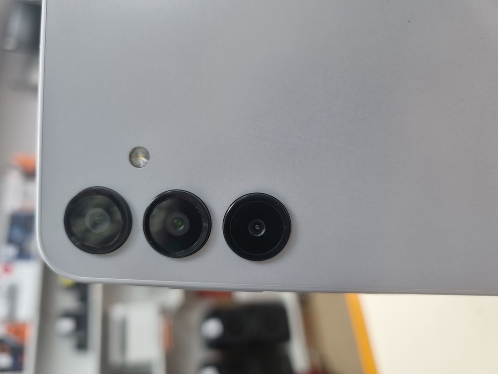 Смартфон Samsung Galaxy A16 4/128