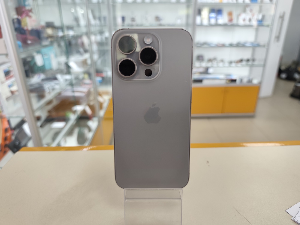 Смартфон Apple Iphone 15 Pro 256Gb