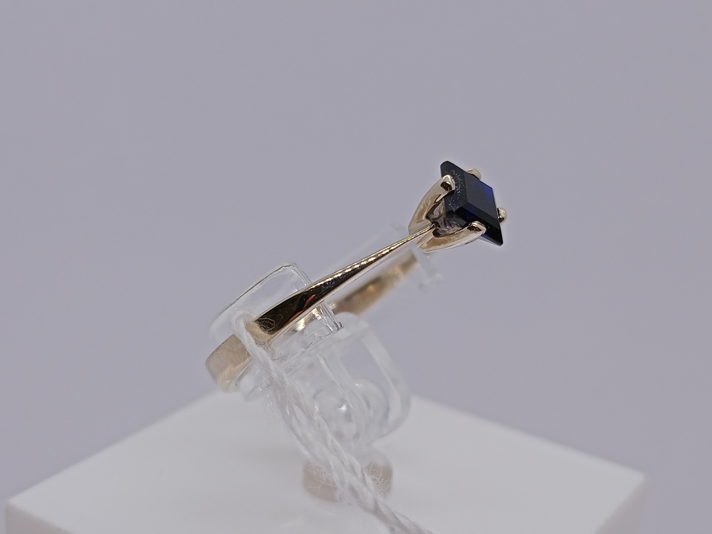 КОЛЬЦО С КАМНЕМ (Au 585)