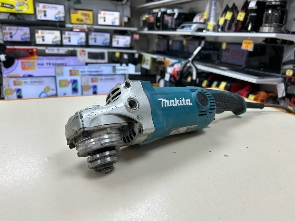 Угловая шлифмашина Makita GA9050