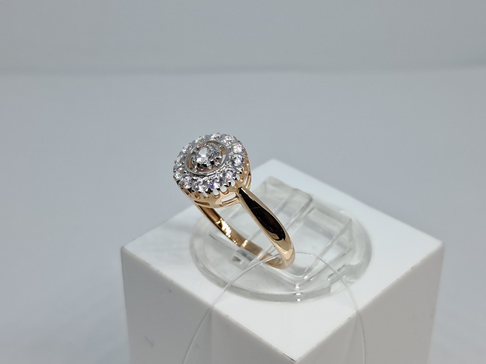 КОЛЬЦО С КАМНЯМИ (Au 585)