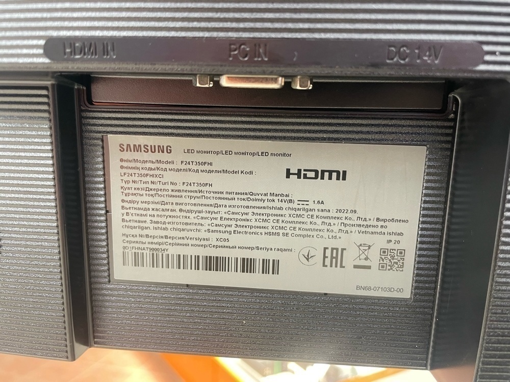 Монитор Samsung F24T350FHI