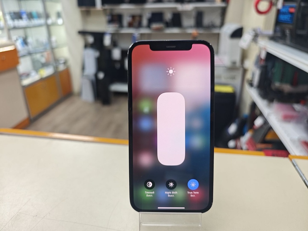 Смартфон Apple iPhone 12 64Gb