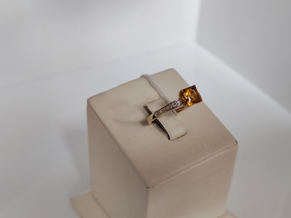 КОЛЬЦО С КАМНЯМИ (Au 585)