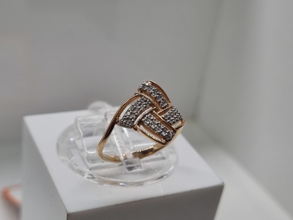 КОЛЬЦО С КАМНЯМИ (Au 585)