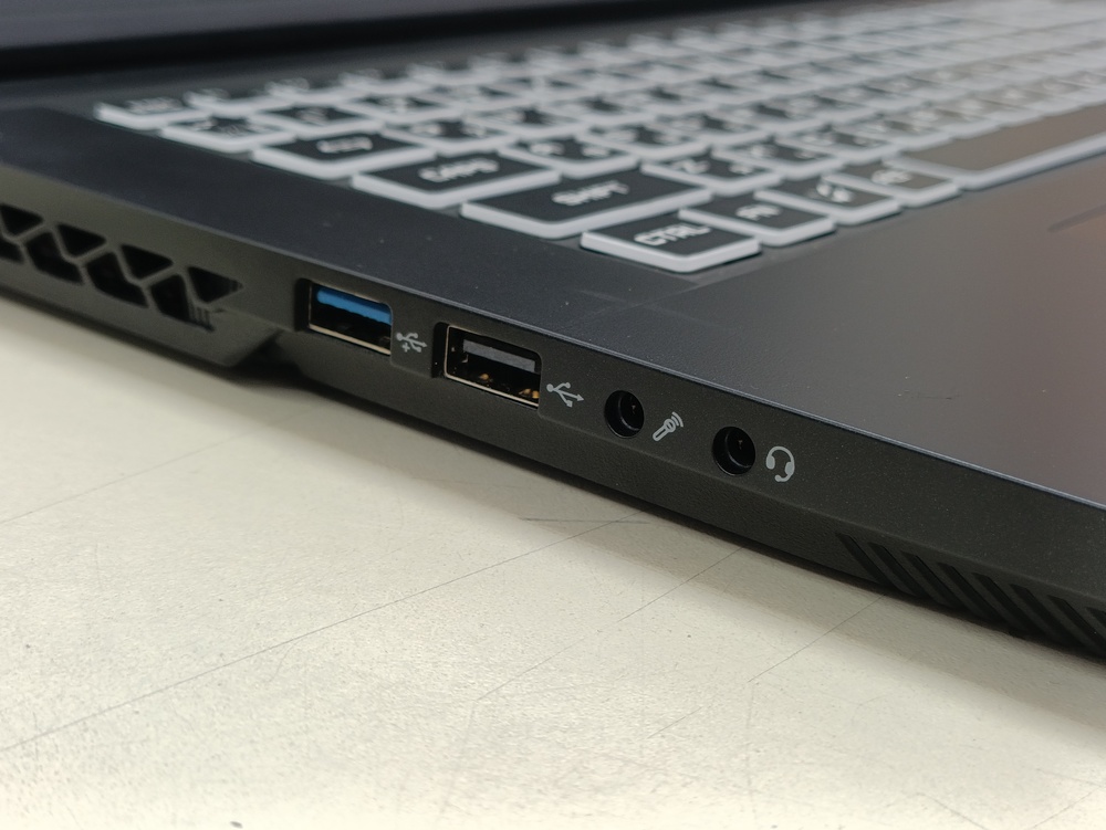 Ноутбук ARDOR Gaming Neo 15.6 Gaming Flaptop; Core I5-12450H, GeForce RTX 3050, 16 Гб, 1 Tb, Нет