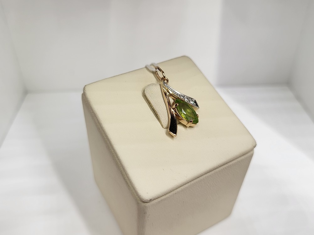 ПОДВЕСКА С КАМНЯМИ (Au 585)