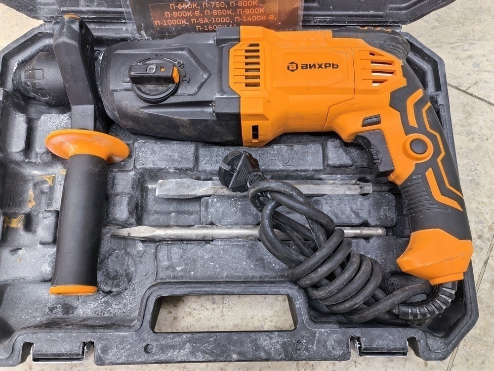 Перфоратор Вихрь П-1000К