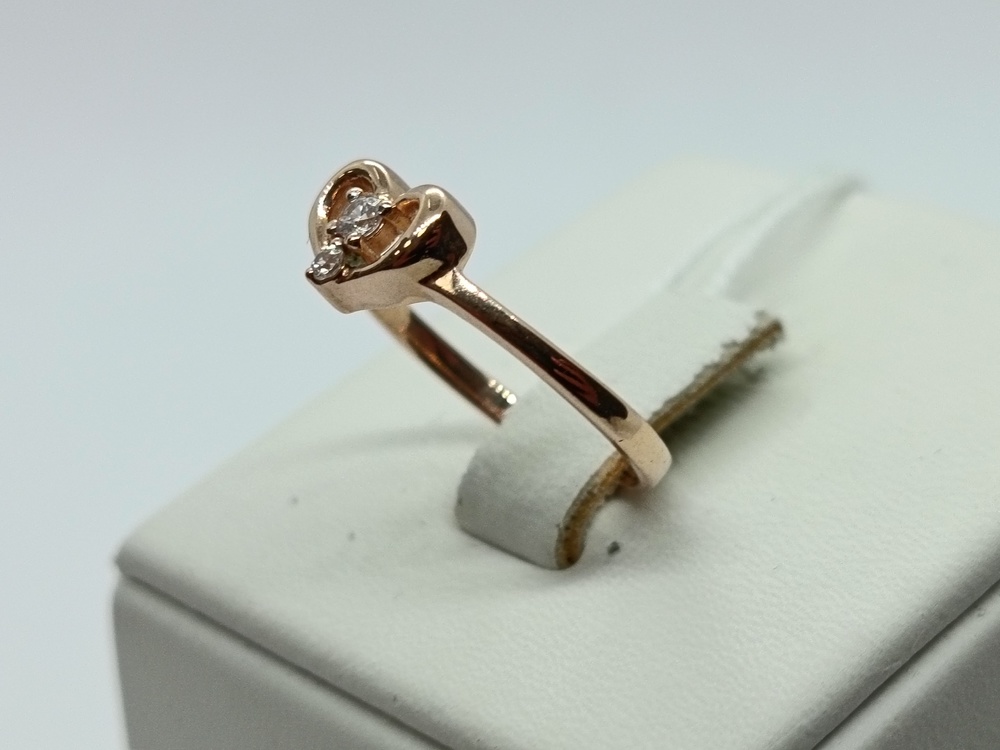 КОЛЬЦО С КАМНЯМИ (Au 585)