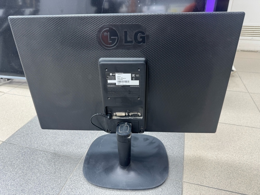 Монитор LG 22M35A