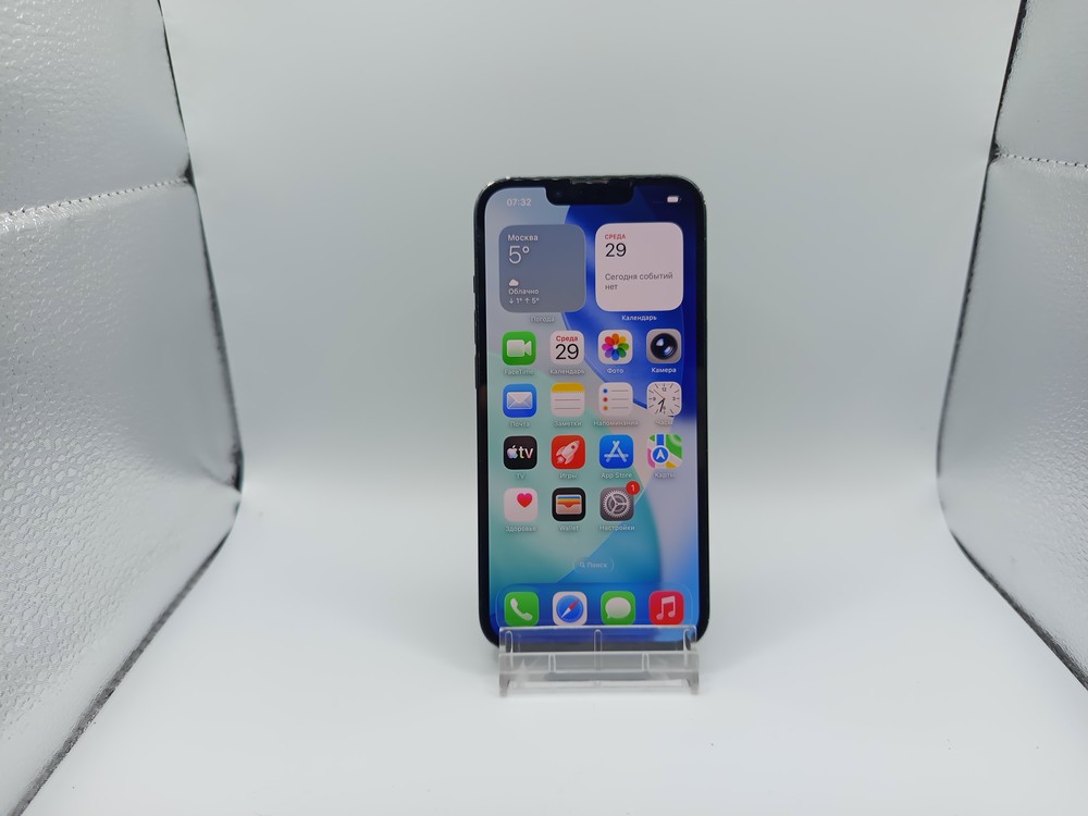 Смартфон Apple iPhone 13 128Gb