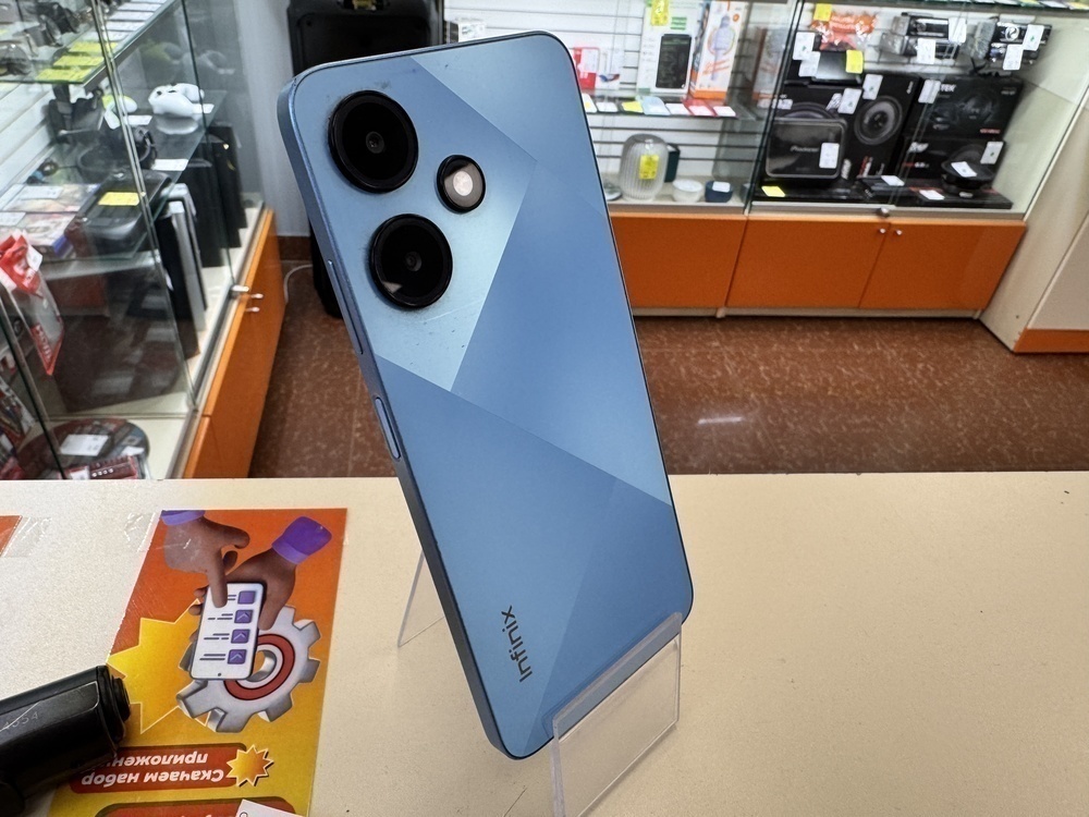 Смартфон Infinix HOT 30i 8/128