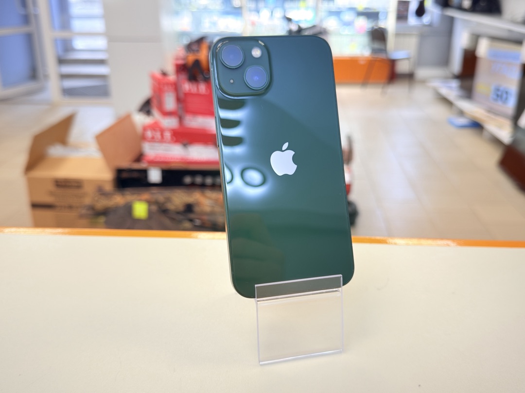 Смартфон Apple iPhone 13 128Gb
