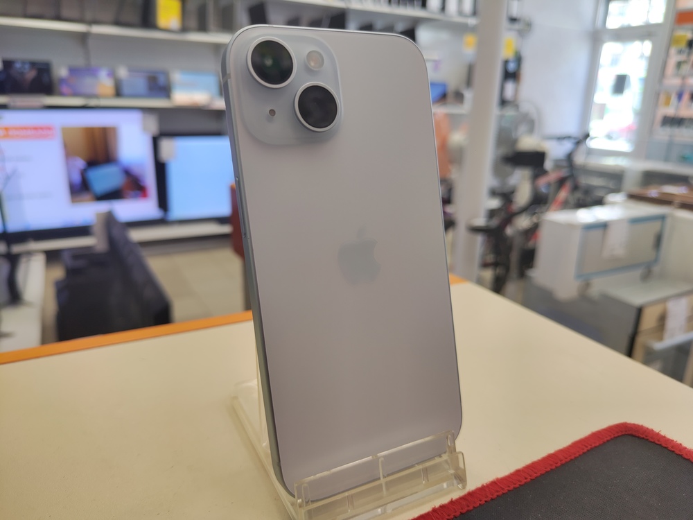 Смартфон Apple Iphone 15 128Gb