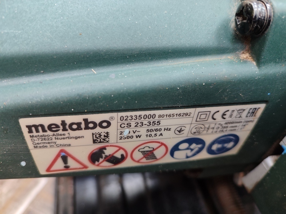 Торцовочная пила Metabo CS23-355