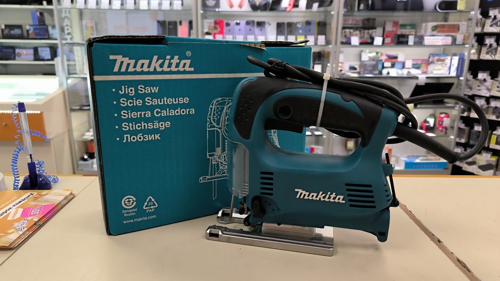 Лобзик Makita 4329